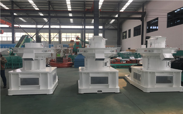 內蒙古將秸稈制肥變廢為寶 內蒙古將秸稈制肥變廢為寶