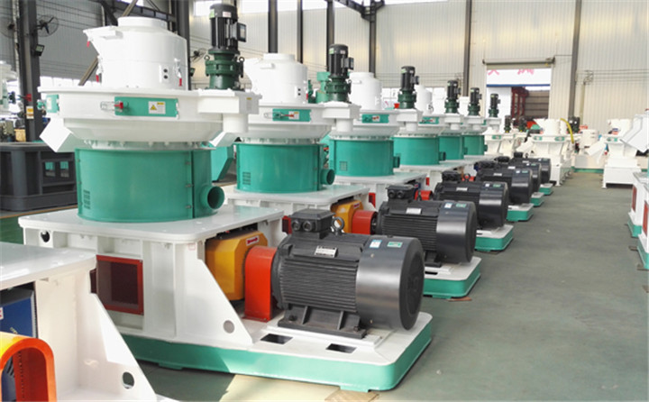 木屑顆粒機生產廠家車間圖 木屑顆粒機生產廠家車間圖